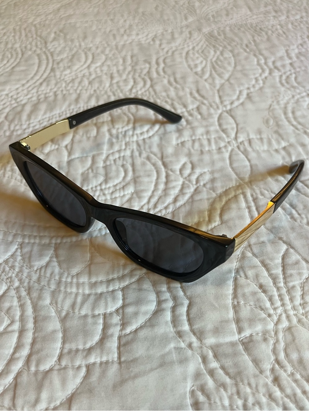 Anthropologie cat-eye sunglasses NWOT
